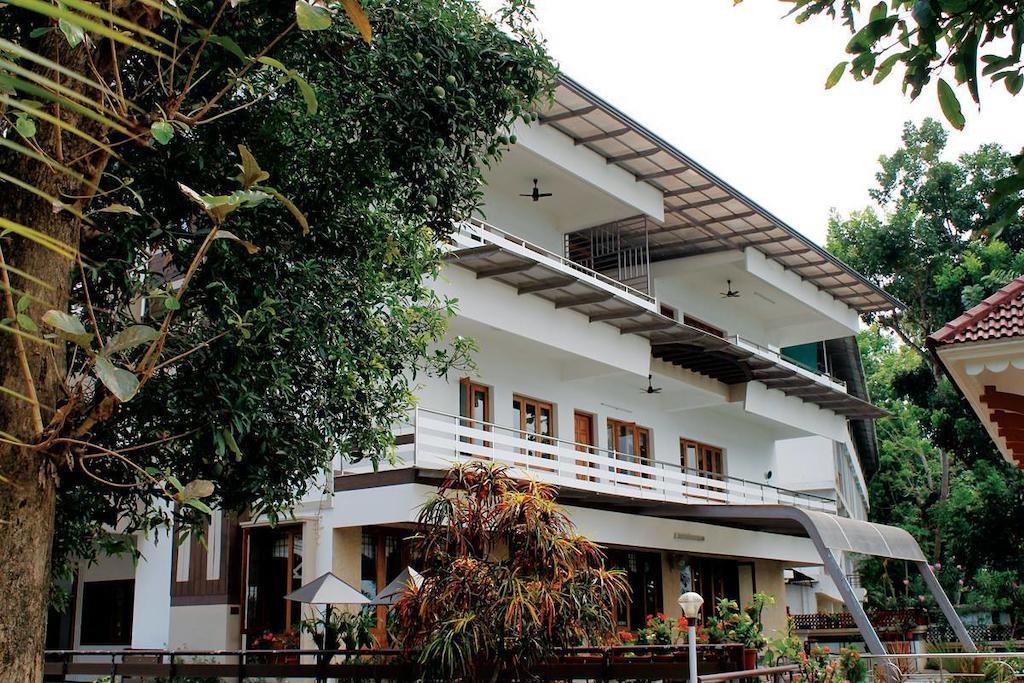 The Health Village Alwaye Экстерьер фото